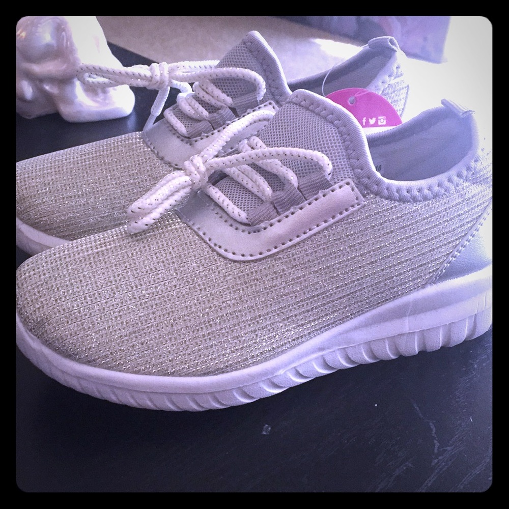 Brand new, never worn
